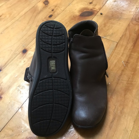 Brown booties - Picture 3 of 3